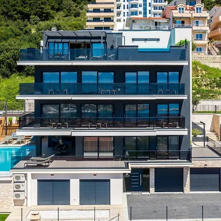 Rhapsody 1 Aurelia 1