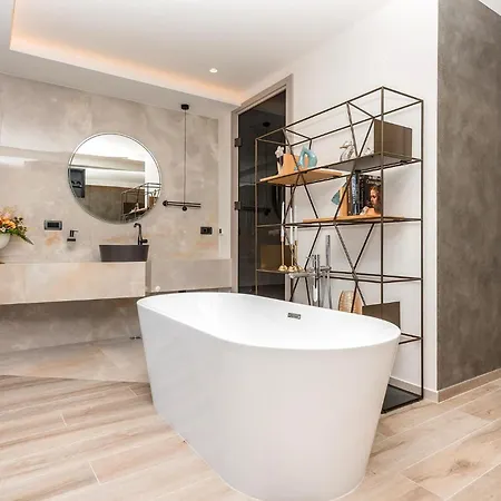 Дом отдыха Rhapsody 1 Aurelia 1