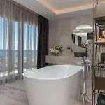 Rhapsody 1 Aurelia 1 *